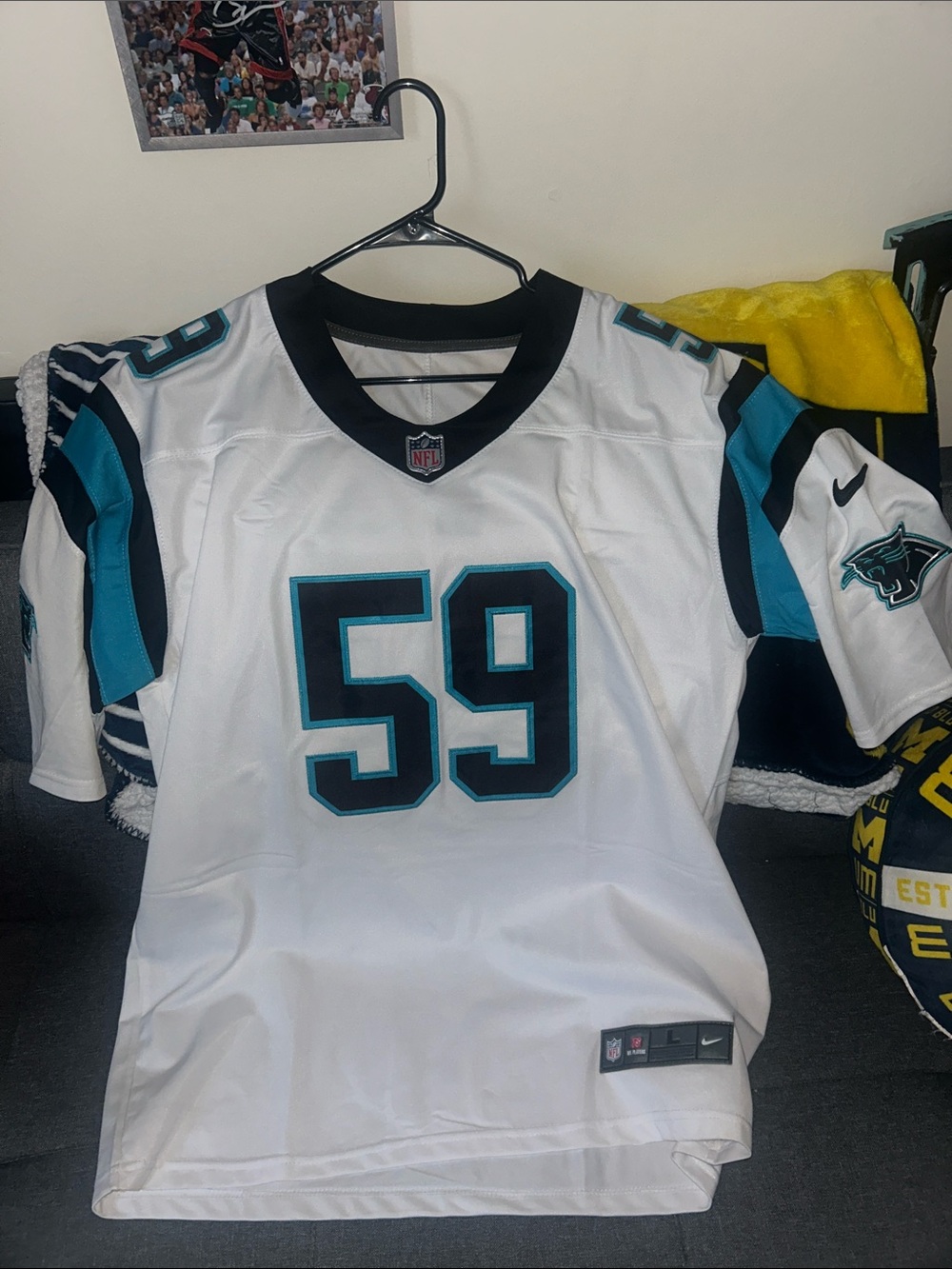 Luke Kuechly NFL Men’s Large Stitched Carolina Panthers Jersey